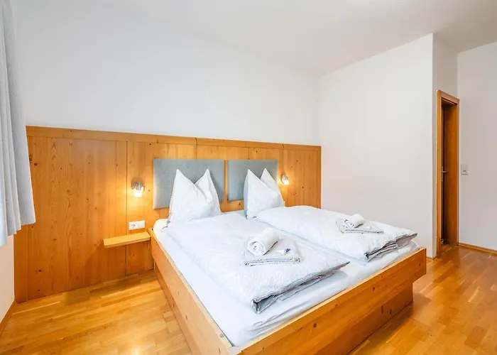 Stieglerhof Bergrefugium & Kaiblingblick - By Mynests Apartment