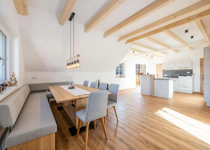 Stieglerhof Bergrefugium & Kaiblingblick - By Mynests Apartment Haus im Ennstal